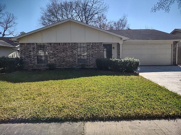 2nd image of 2015 Quail Valley East Dr