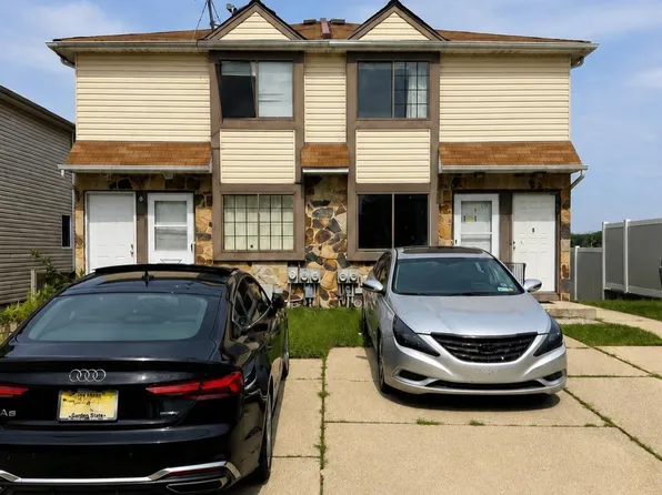 53-55 Luke Ct, Staten Island, NY 10306