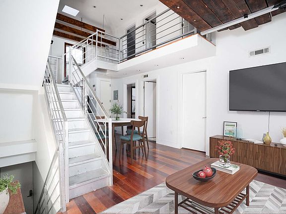 4th image of 308 Stanhope St #H1