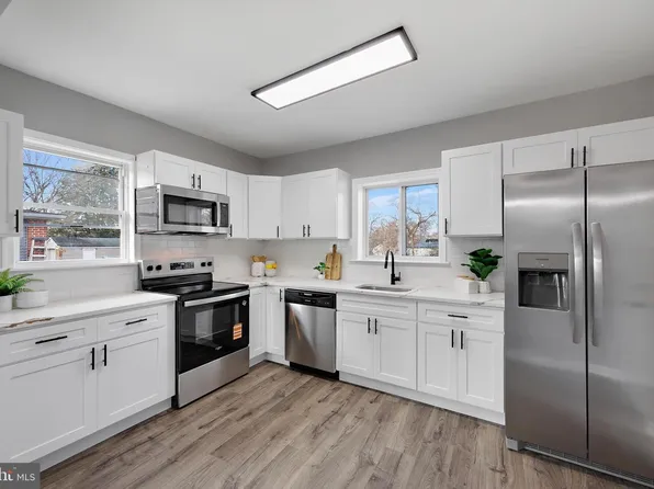 308 Maryland Ave NE, Glen Burnie, MD 21060