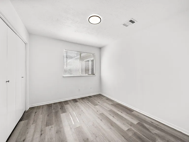 1022 Western Meadows Dr — Photo 13