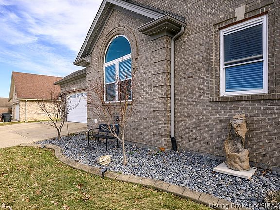 4th image of 13812 Deerfield Crossing