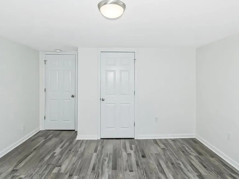 204 Mill St — Photo 37
