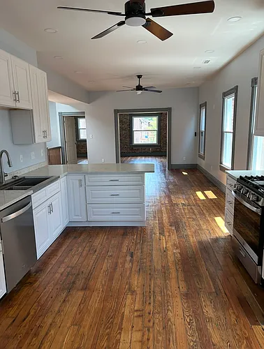 2139 California Ave #2-F Photo 1