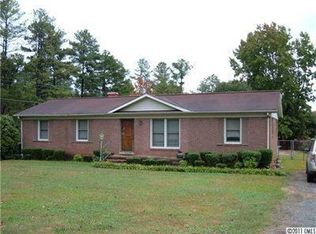 438 Hall Spencer Rd, Catawba, SC 29704