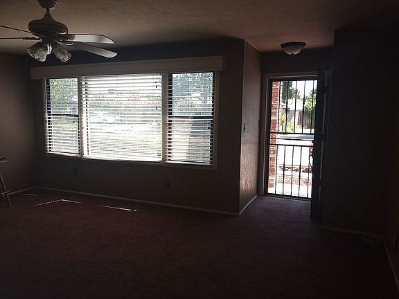 3rd image of 254 Warrington Ave