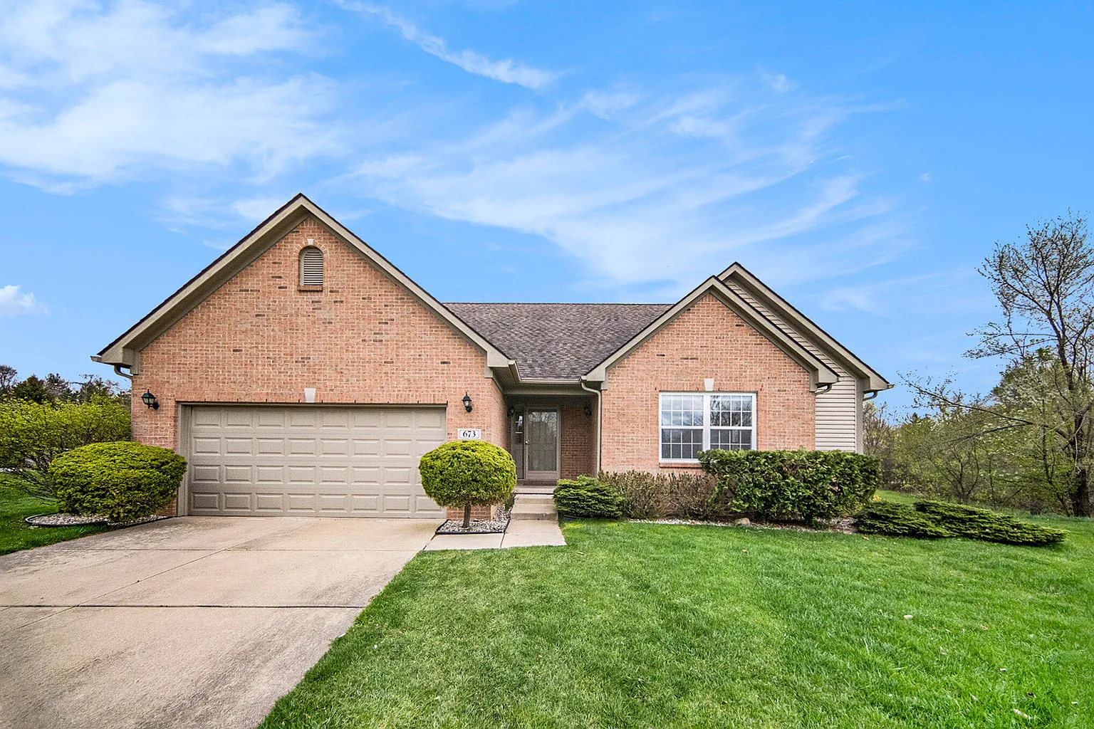 673 Parkside Ct photo 1