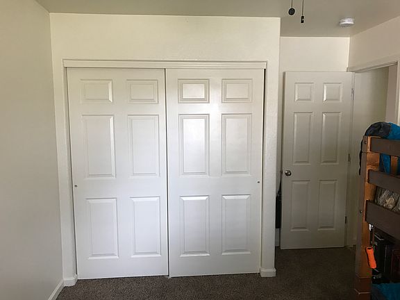 2nd image of 2713 Chambers Ave