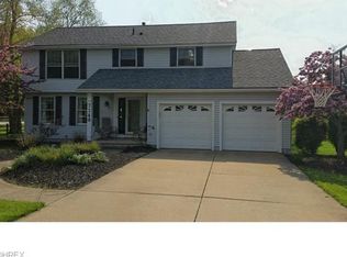 7740 Tea Rose Dr, Mentor, OH