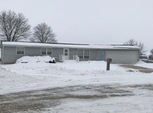 603 Crestview Dr, Traer, IA 50675