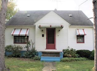 1186 Lily St, Akron, OH 44301