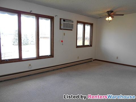 2nd image of 1517 4th Ave SE APT 5