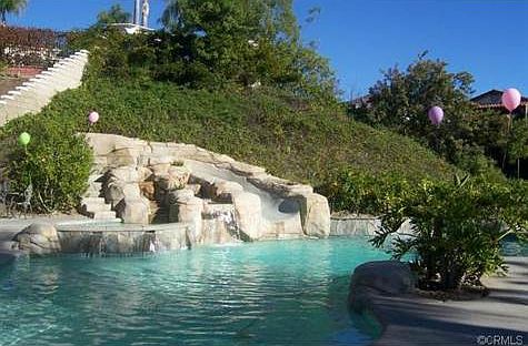 53'pool spa & water slide with waterfalls