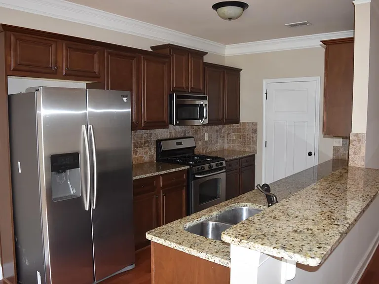2514 Morgan Chase Dr — Photo 5