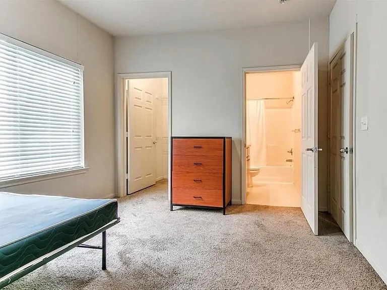2200 Classen Blvd #13114 — Photo 5