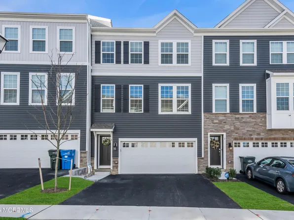 4 Rothbury Court, Tinton Falls, NJ 07753