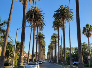 320 S Palm Dr #1, Beverly Hills, CA 90212