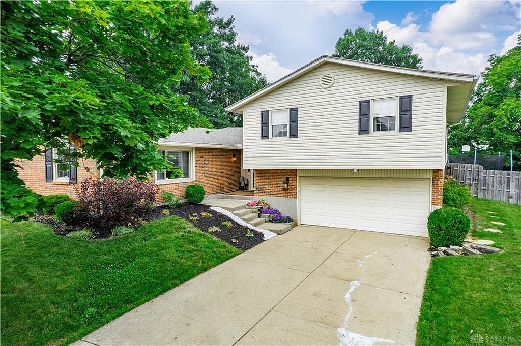 2125 Sherwood Forest Dr, Miamisburg, OH 45342 MLS 890188 Zillow