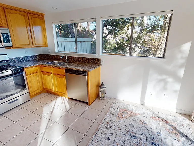 157 Conifer Cir — Photo 12