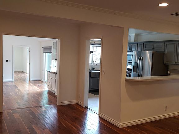 Living/Dining area.