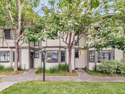 175 Evandale Ave APT 2, Mountain View, CA, 94043