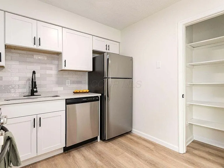 7406 Cimmaron Sta — Photo 10