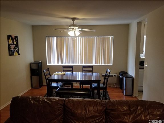 4th image of 1216 N Formosa Ave #1