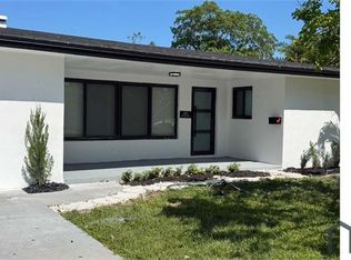 160 SE 15th Ave, Pompano Beach, FL 33060