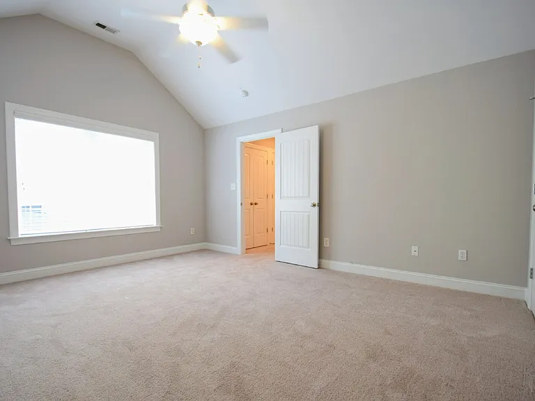 239 Blueridge Rd — Photo 20