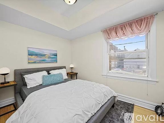 4th image of 2344 W Cullom Ave Floor 2