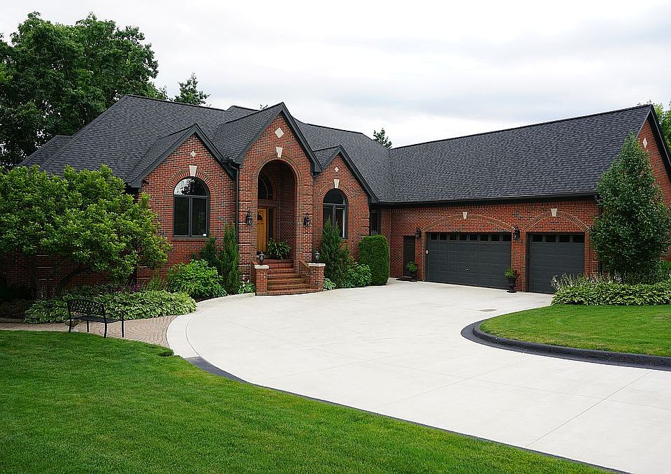 1st image of 4962 Crystal Creek Ln
