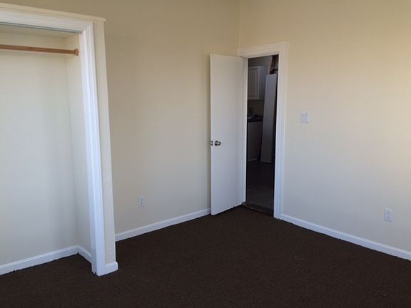 5th image of 10801 Rockaway Beach Dr