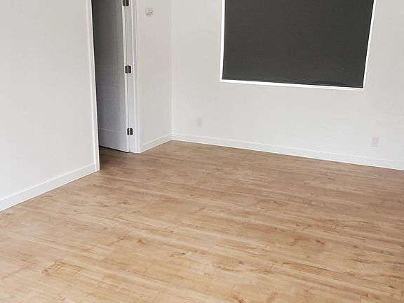 4th image of 7934 S Newlin Ave