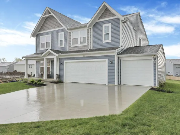 400 Waterlily Ln, Pataskala, OH 43062