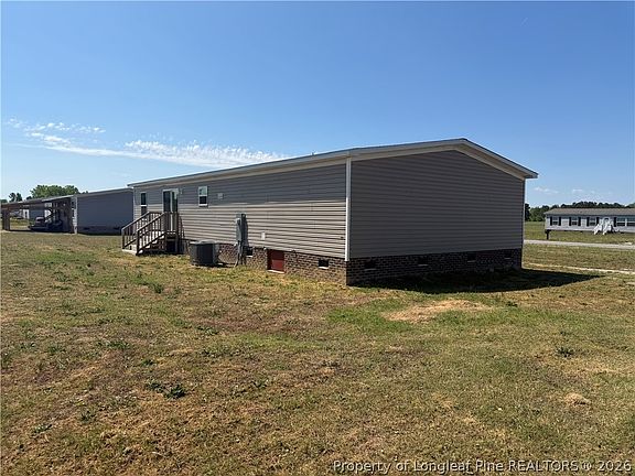 5th image of 47 Augustine Dr