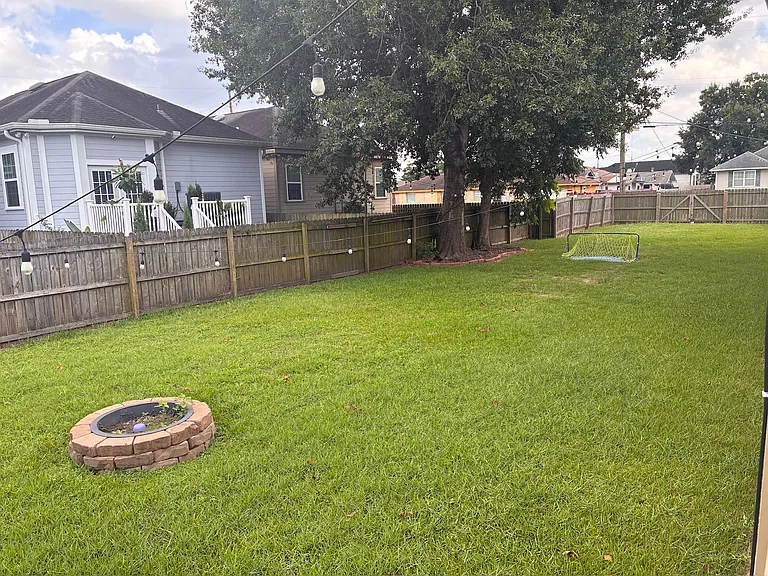 1819 Sumpter St — Photo 24