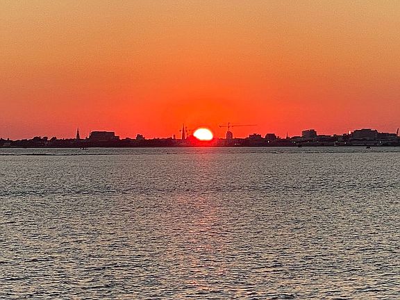 Sun set over Charleston