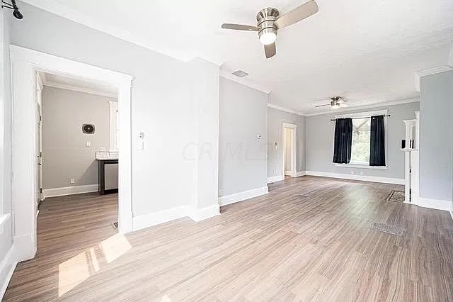 3 bed, 1.5 bath, 1250 sqft, $1,795 — Photo 3