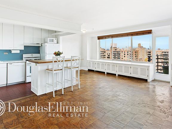 3rd image of 372 Central Park W APT 20X