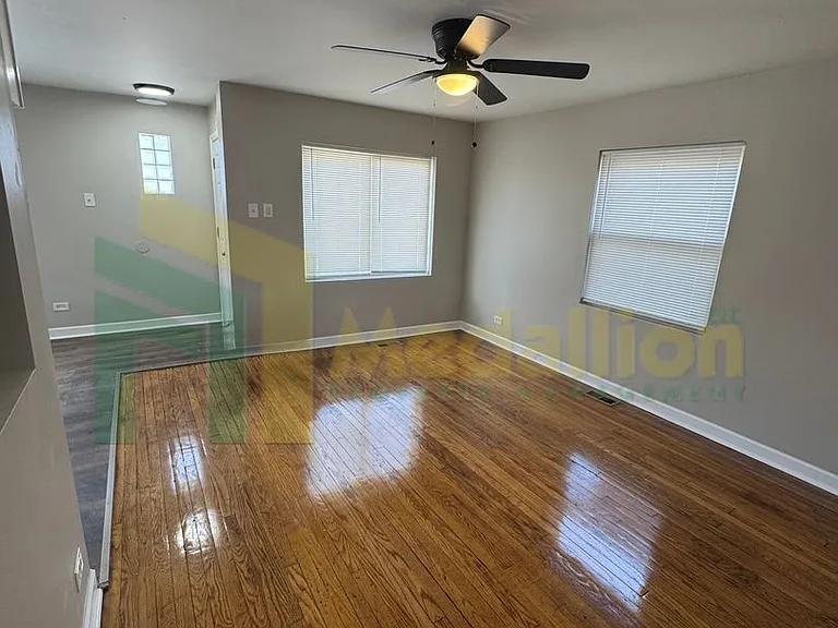 9648 S Yale Ave — Photo 4