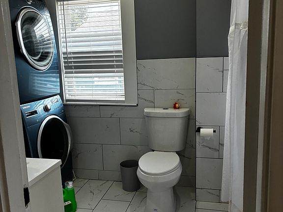 4th image of 69 Grant St #1