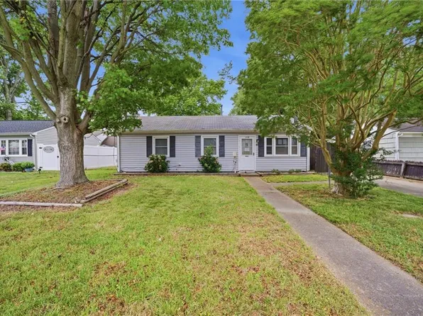 1003 Rollins Cir, Hampton, VA 23663
