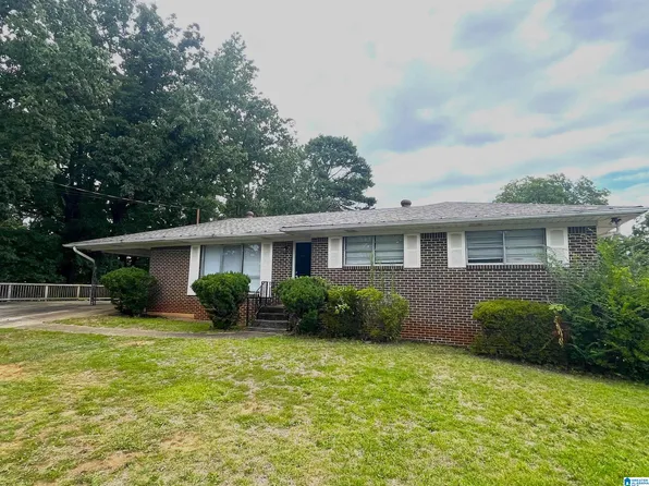 204 Hilltop Dr, Adamsville, AL 35005