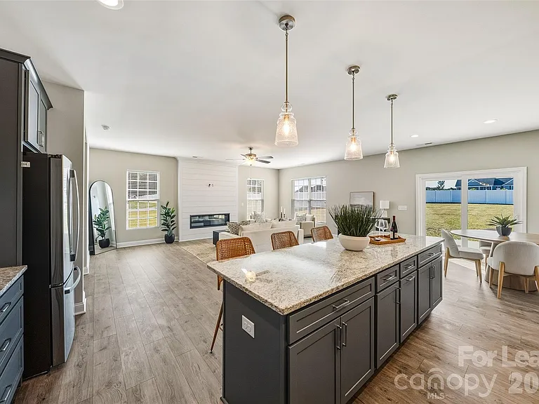 11507 Valley Oaks Ln — Photo 9
