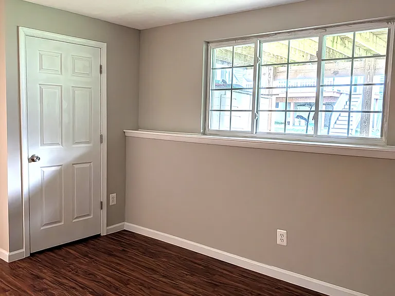 9404 Wrought Iron Ct — Photo 5