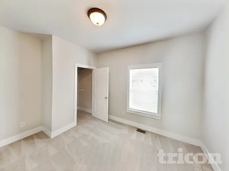 1084 Harper Dean Way — Photo 13