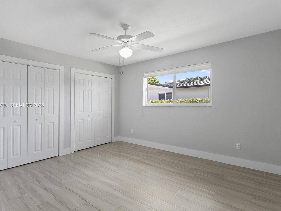 1st image of 3311 SW 90th Ave #0