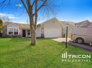 1351 Blue Heron Ln, Greenwood, IN 46143