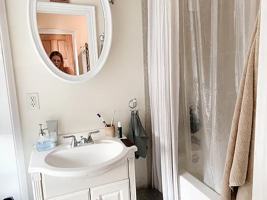 Rented by Ulas Real Estates Inc | media 67