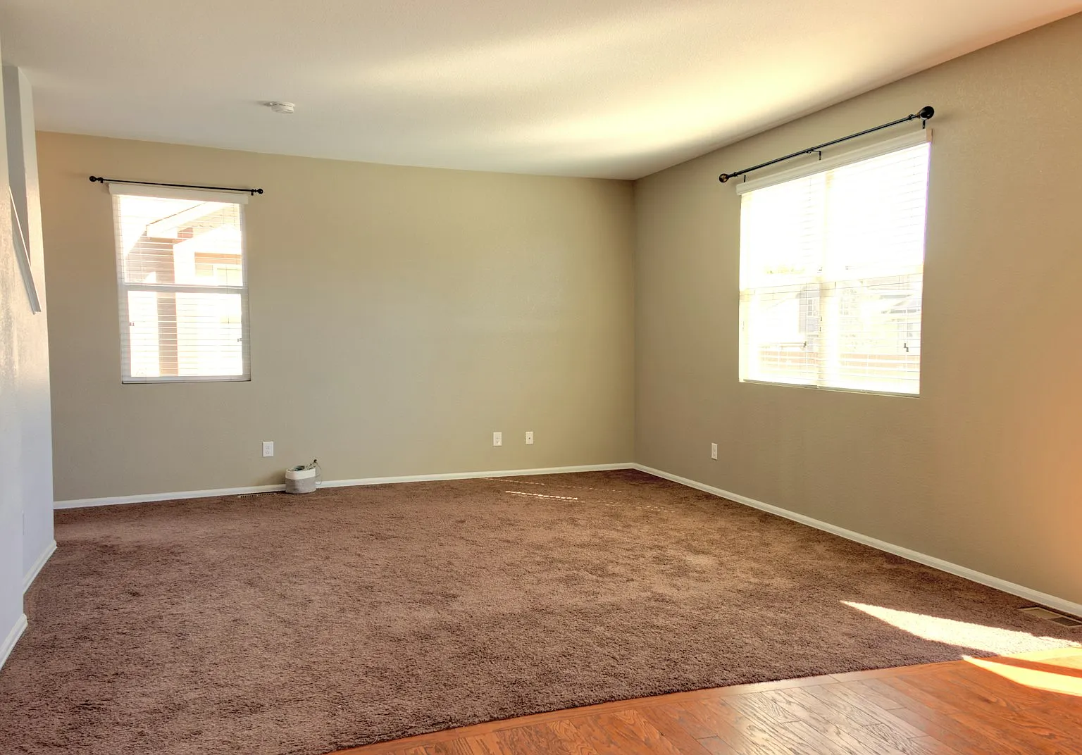 10434 Troy Street — Photo 2
